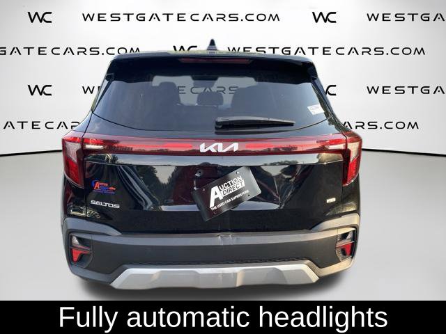 Used 2024 Kia Seltos LX AWD/4WD image 5