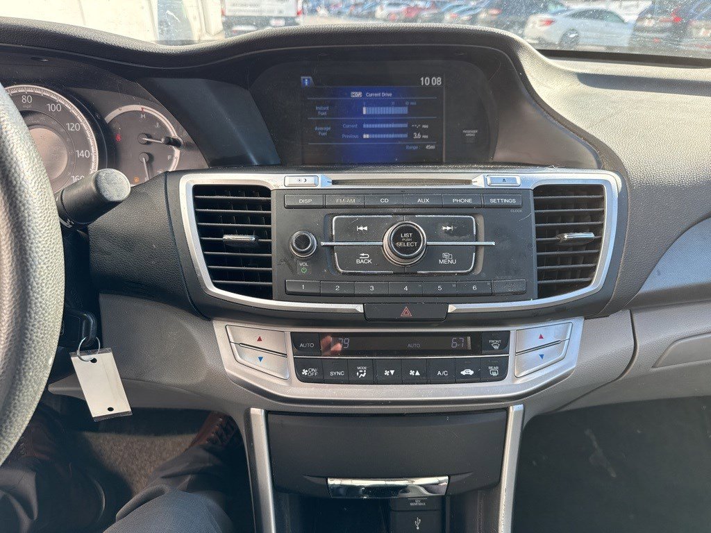 Used 2014 Honda Accord LX image 10