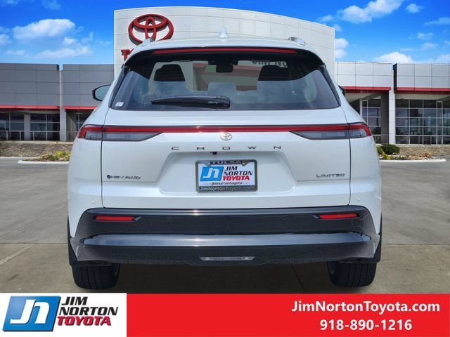 Used 2025 Toyota Crown Signia w/ Advanced Technology Package AWD/4WD image 7