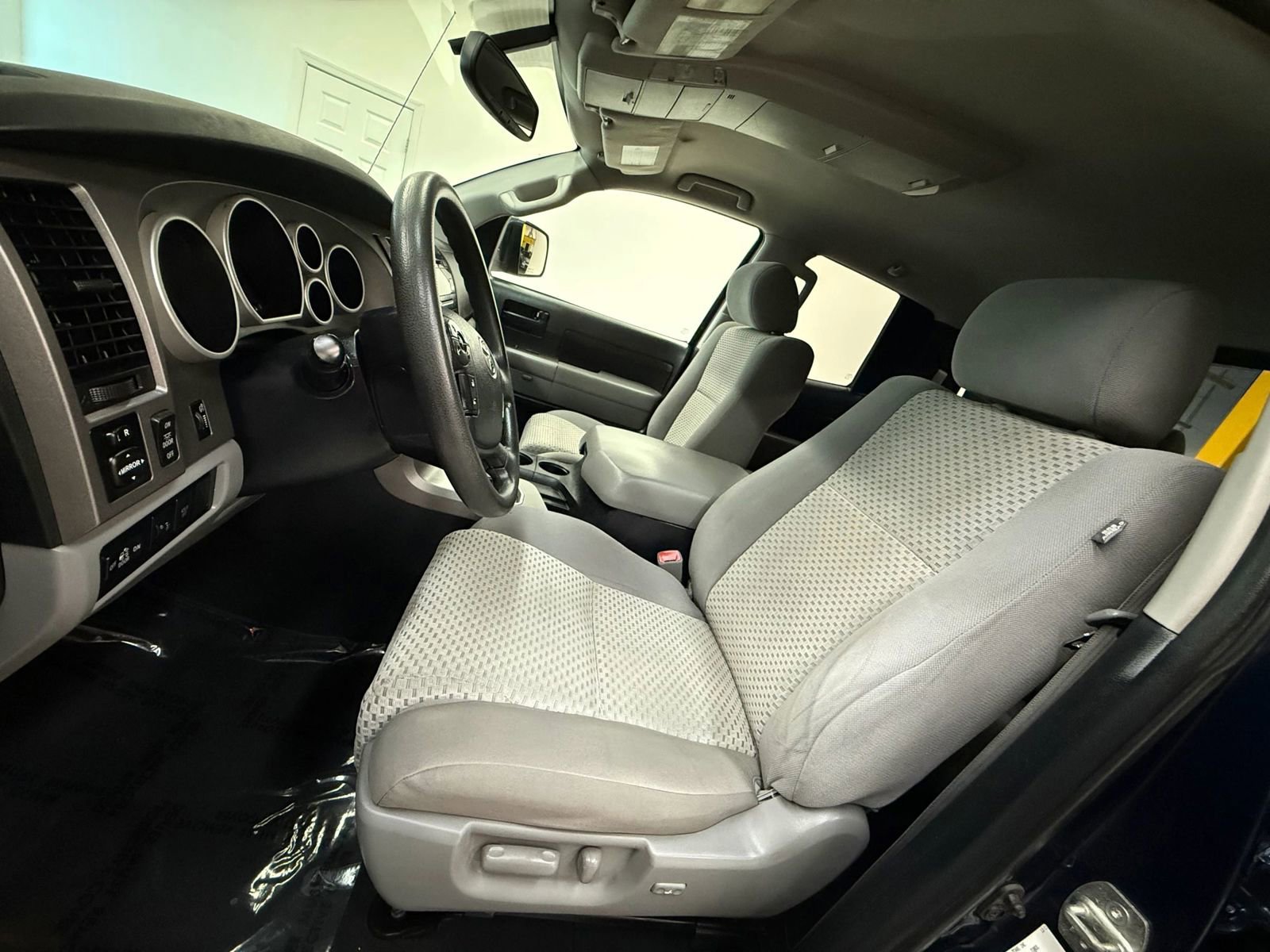 Used 2012 Toyota Tundra 4x4 Double Cab w/ TRD Off-Road Pkg image 19