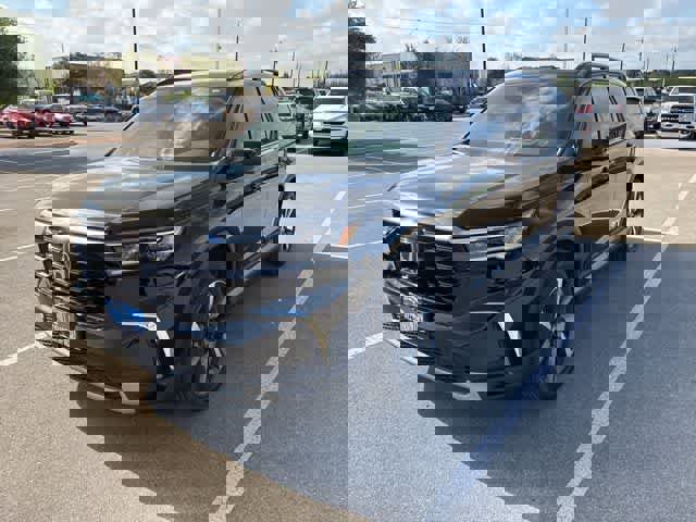 Used 2025 Honda Pilot Elite