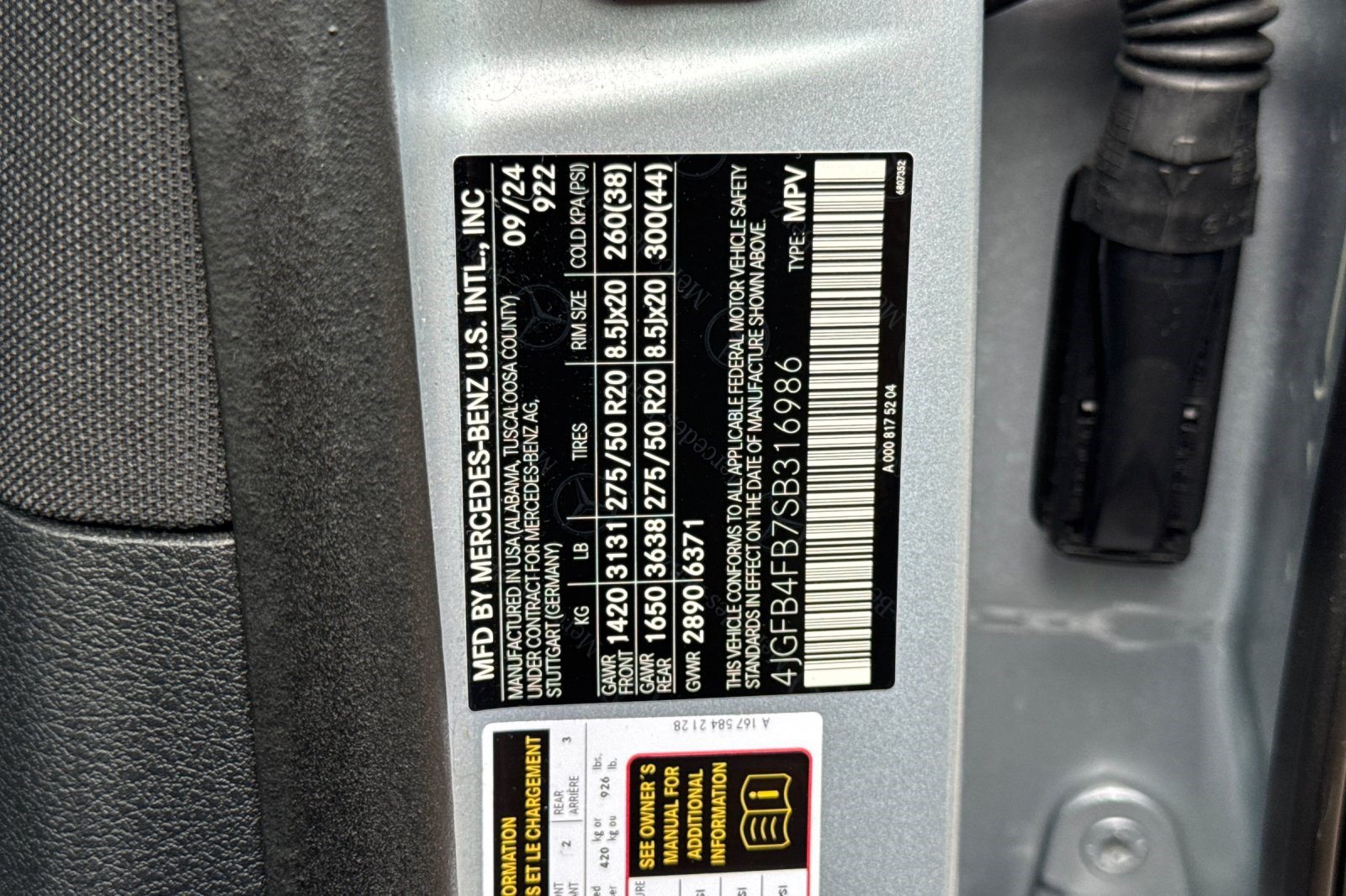 Used 2025 Mercedes-Benz GLE 350 4MATIC image 40
