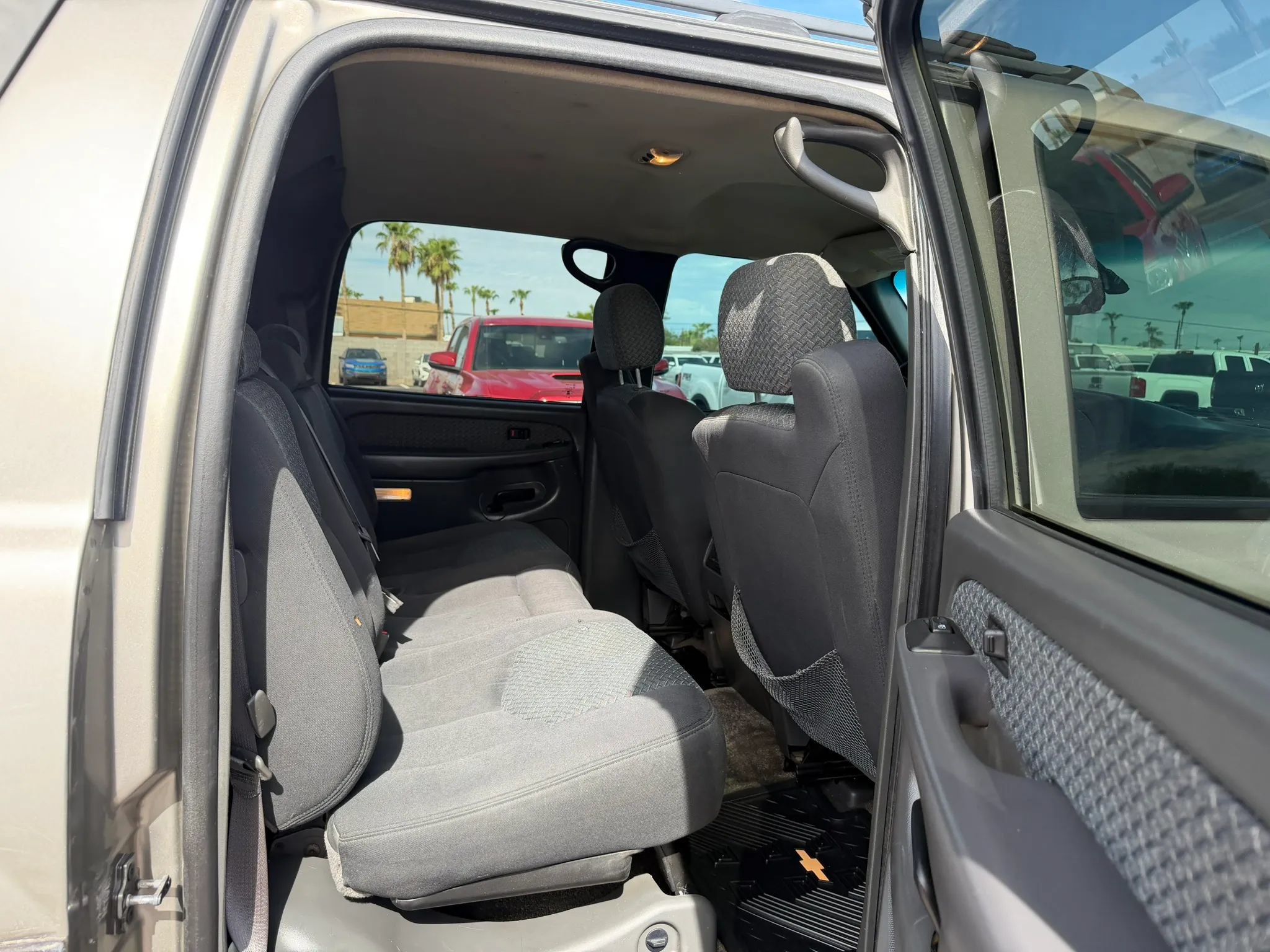 Used 2003 Chevrolet Avalanche 2WD image 31