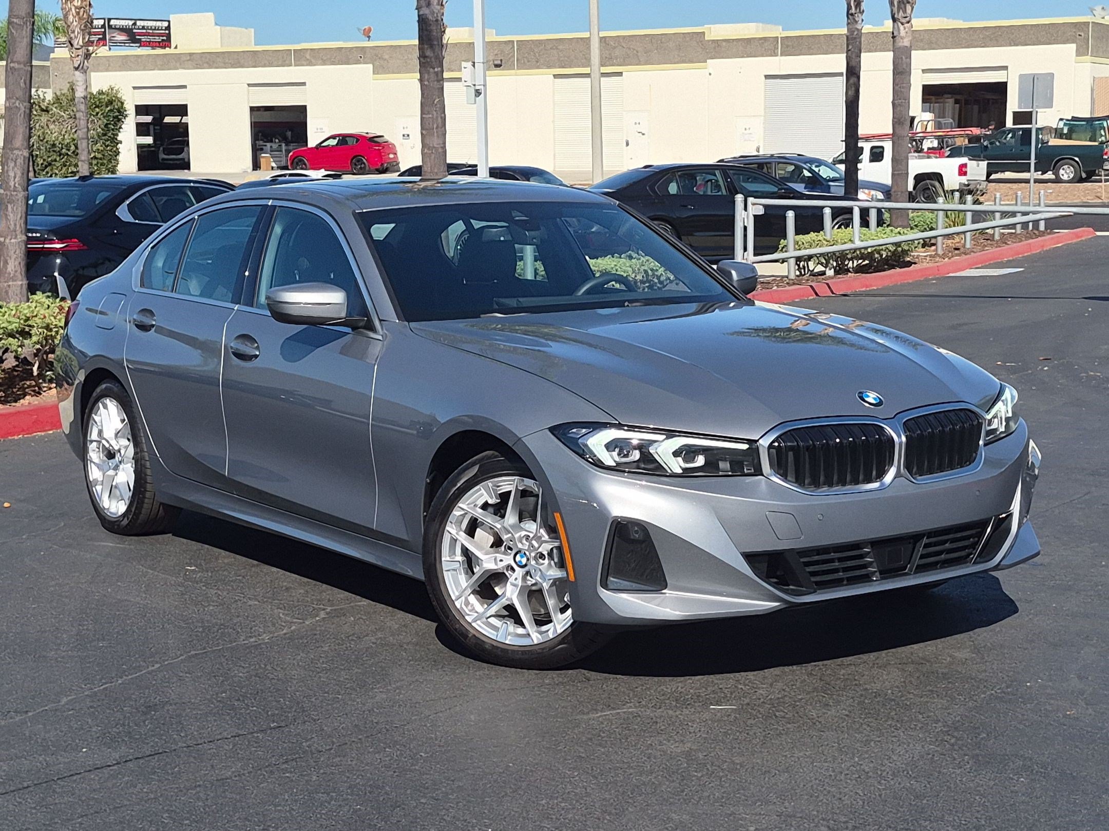 Used 2026 BMW 330i Sedan w/ Premium Package RWD image 2