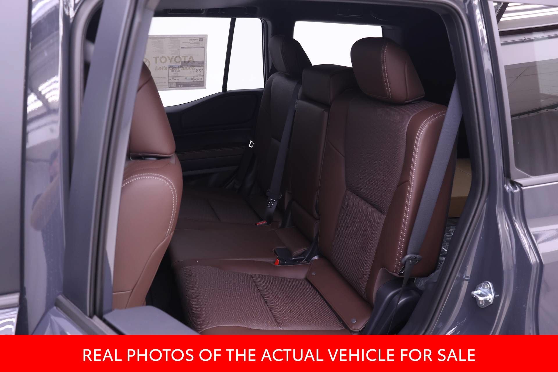 New 2027 Toyota Land Cruiser w/ Premium Package AWD/4WD image 11