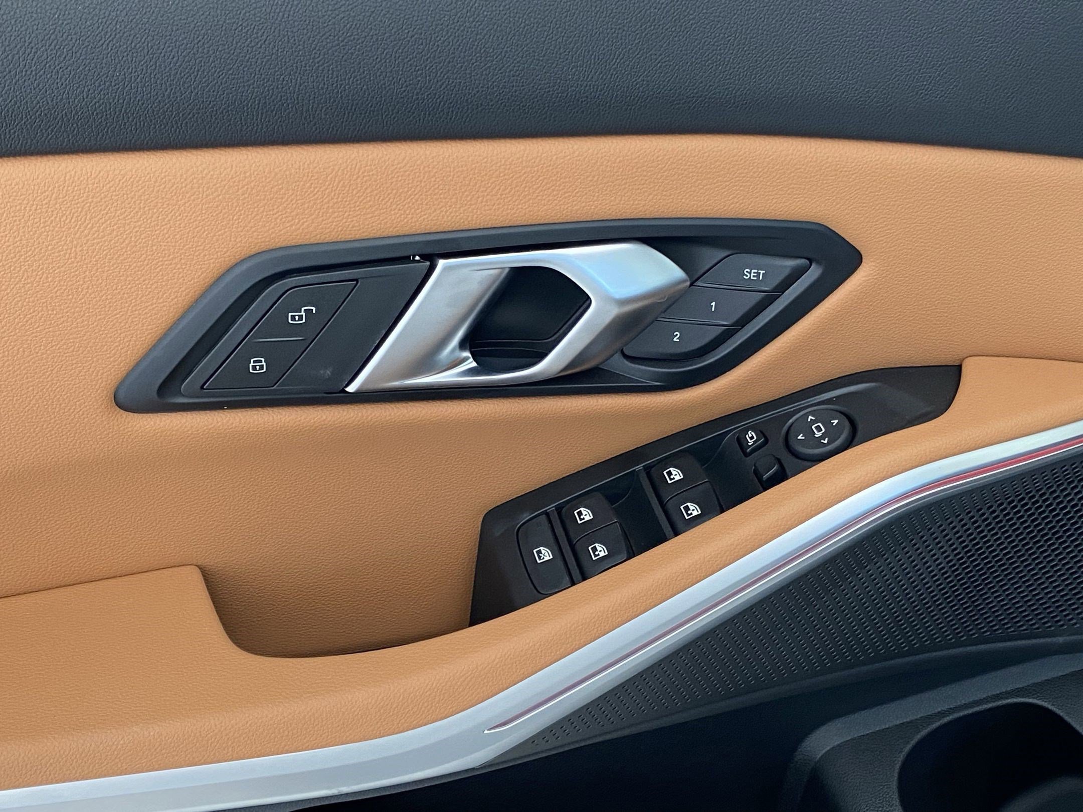 Used 2025 BMW 330i xDrive Sedan w/ Convenience Package image 21