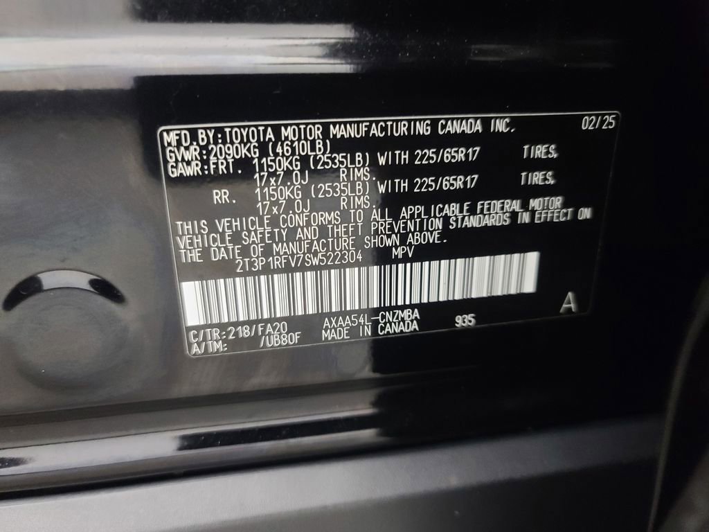 Used 2025 Toyota RAV4 XLE image 40