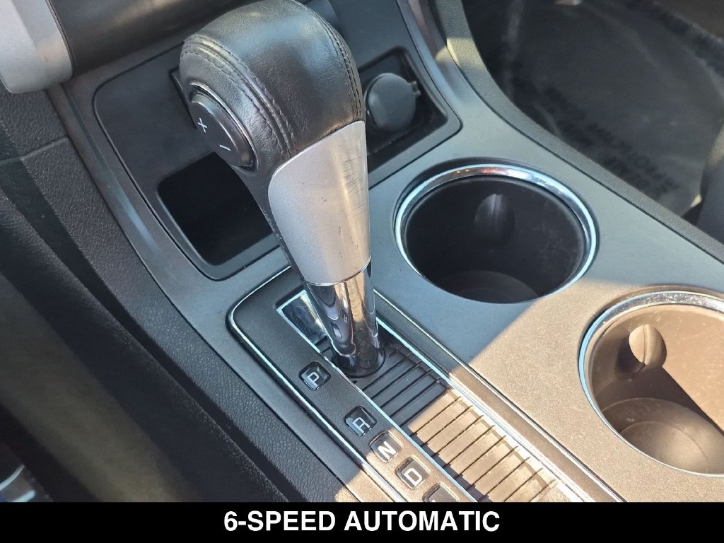 Used 2011 Chevrolet Traverse LT AWD/4WD image 7