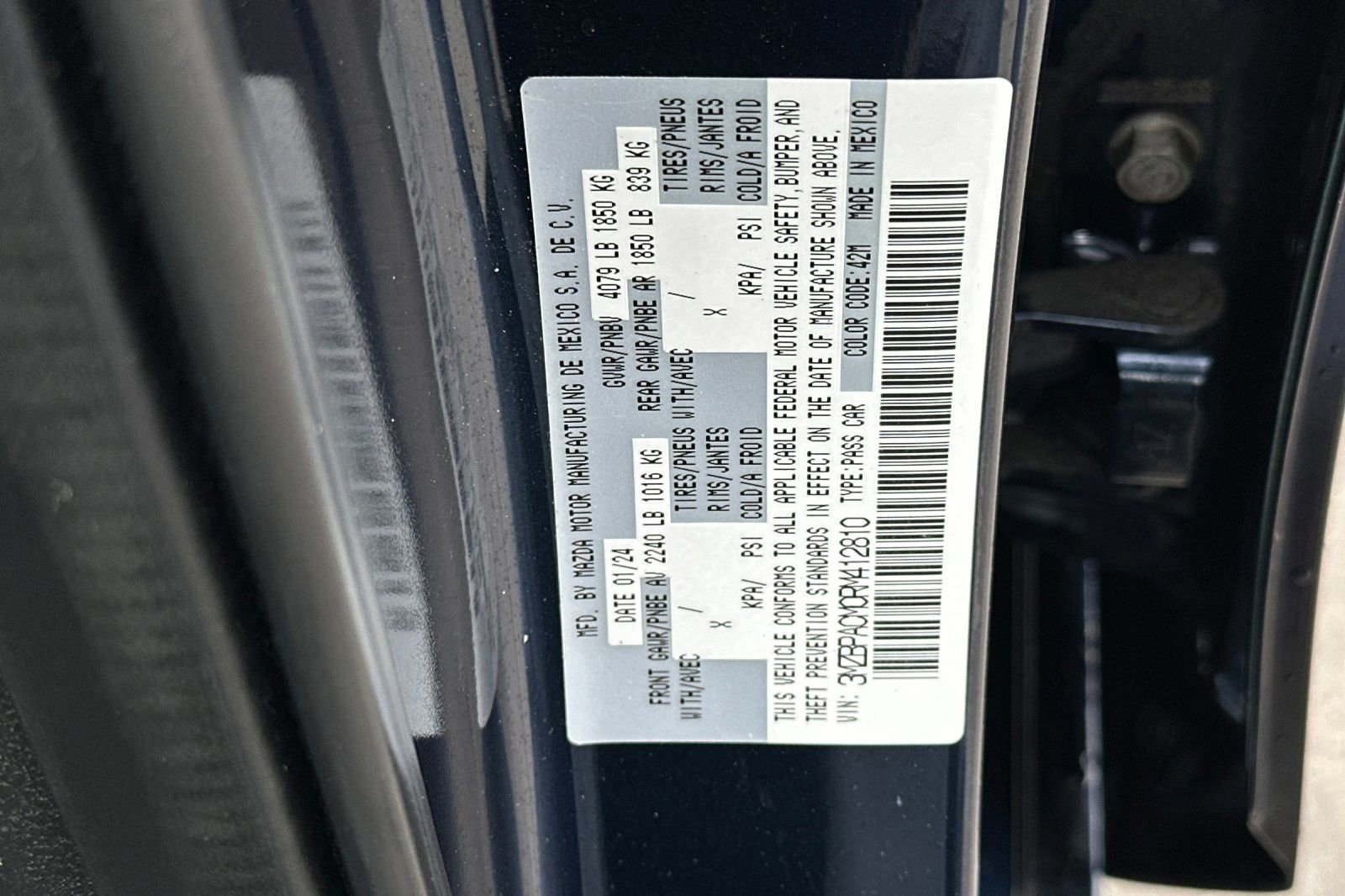 Used 2024 MAZDA MAZDA3 s image 29