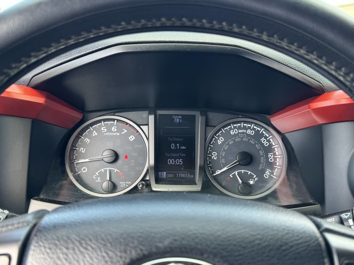 Used 2019 Toyota Tacoma TRD Sport w/ TRD Premium Sport Package image 25