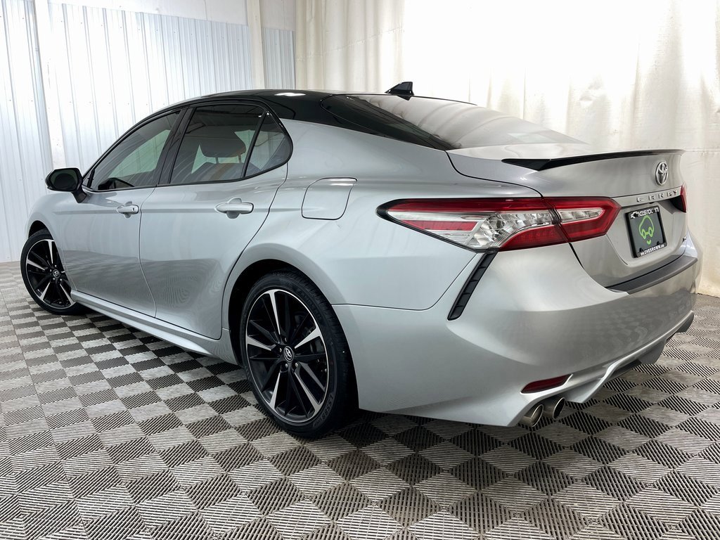 Used 2019 Toyota Camry XSE image 15