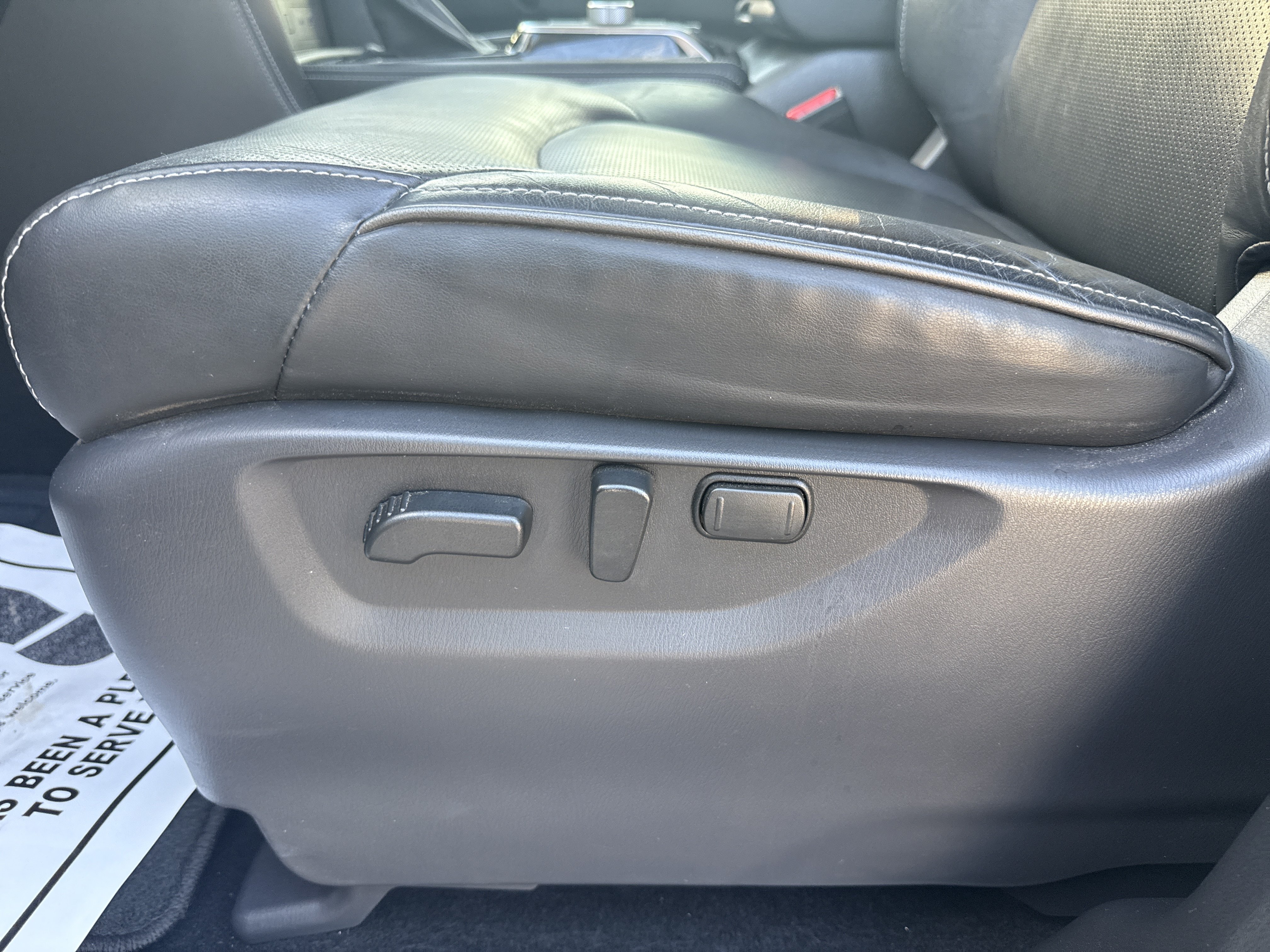 Used 2023 INFINITI QX80 Luxe w/ Cargo Package RWD image 38