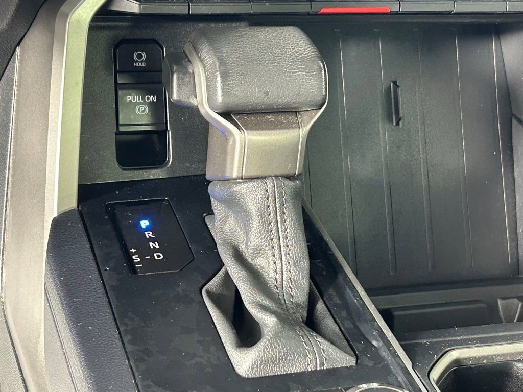 Used 2022 Toyota Tundra SR5 AWD/4WD image 23