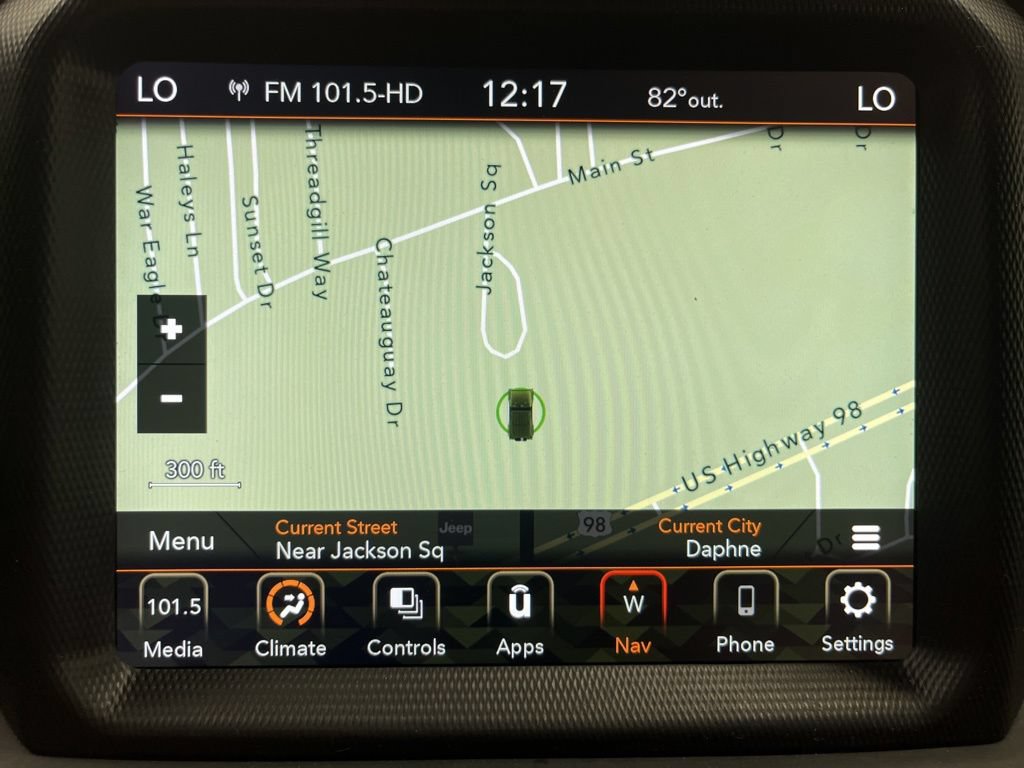 Used 2021 Jeep Wrangler Sport AWD/4WD image 13