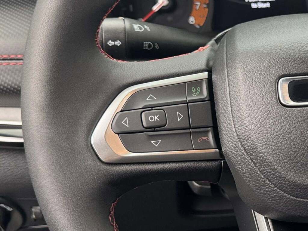 New 2026 Jeep Compass Trailhawk image 36