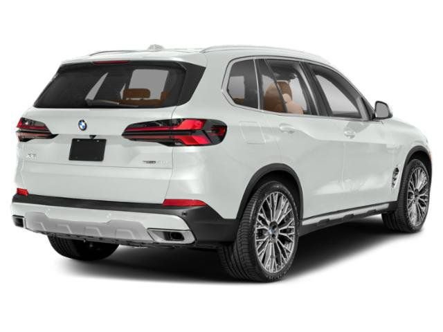 Used 2025 BMW X5 sDrive40i w/ Parking Assistance Package RWD image 2