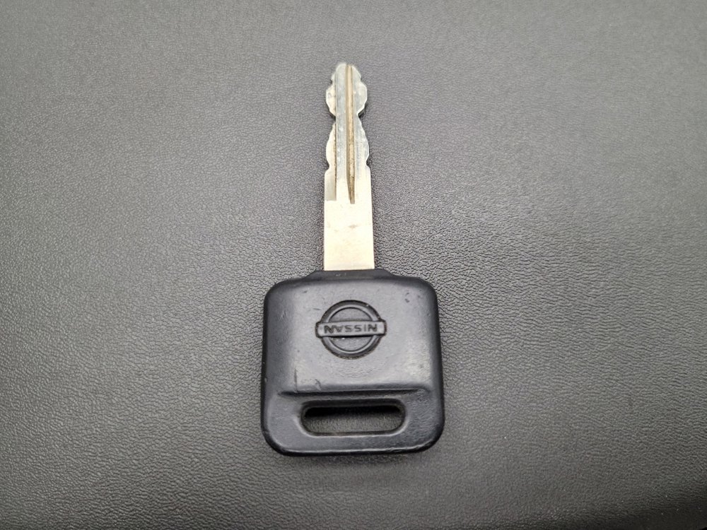 Used 2015 Nissan Xterra PRO-4X w/ Pro-4x Leather Package AWD/4WD image 32