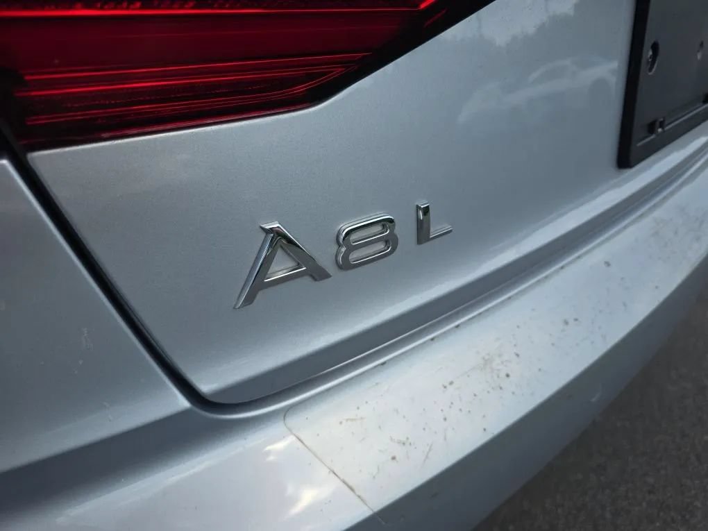 Used 2019 Audi A8 L 3.0T w/ Luxury Package AWD/4WD image 11