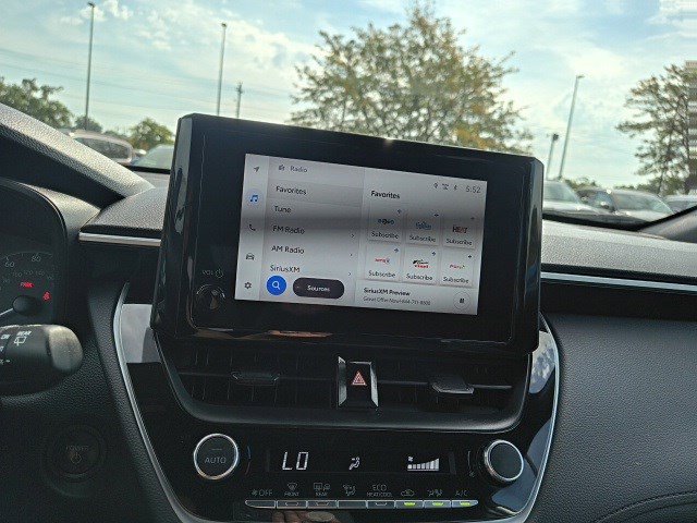 Used 2024 Toyota Corolla Cross SE image 22