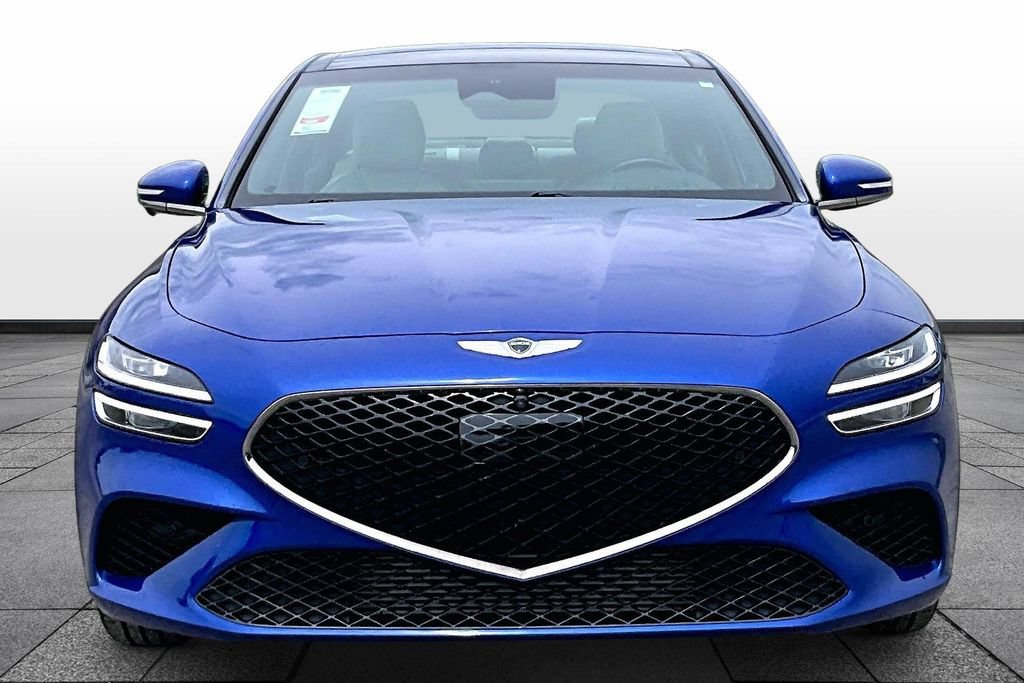 Used 2022 Genesis G70 3.3T RWD image 3