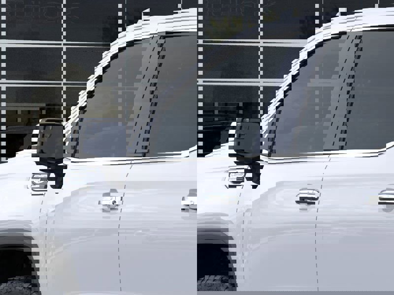 New 2026 GMC Sierra 1500 SLT image 4