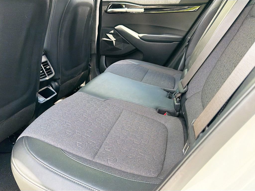Used 2025 Kia Seltos S FWD image 18