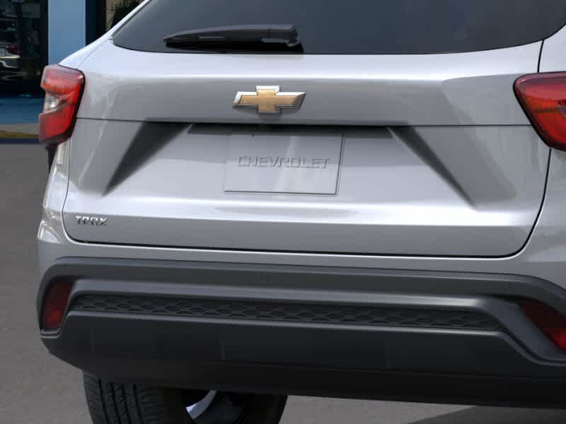 New 2026 Chevrolet Trax LS w/ LS Convenience Package FWD image 14
