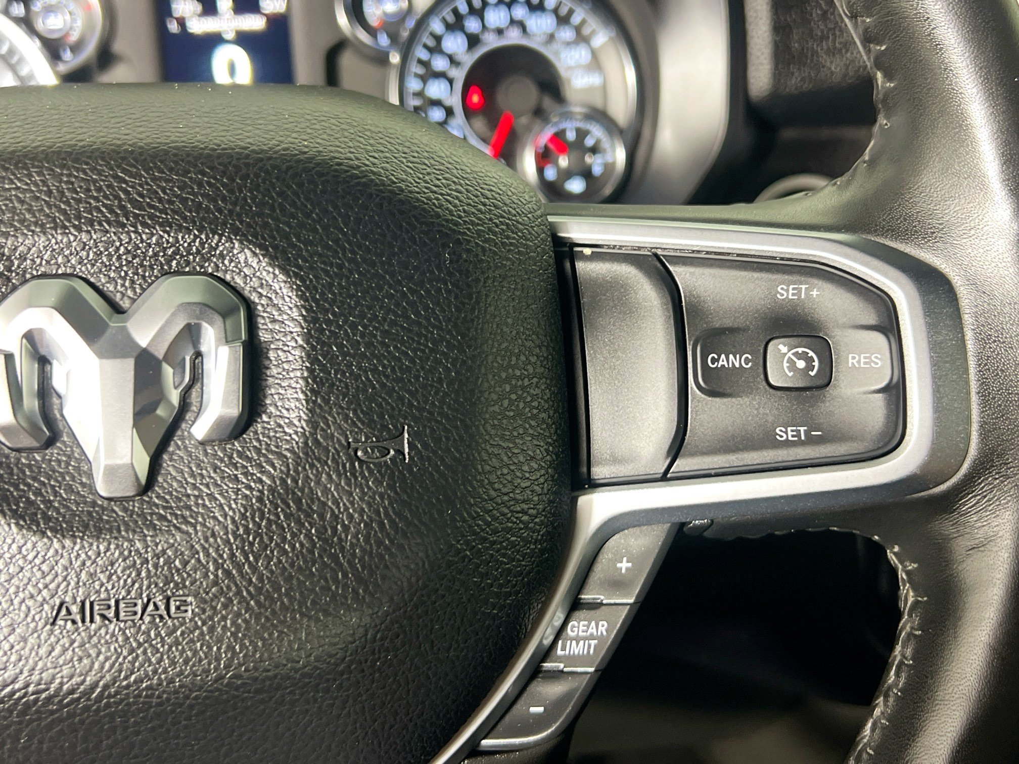 Used 2024 RAM 2500 Big Horn AWD/4WD image 19