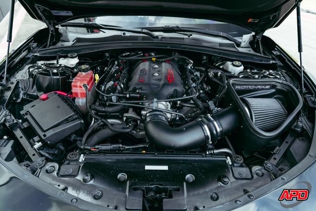 Used 2022 Chevrolet Camaro SS RWD image 2