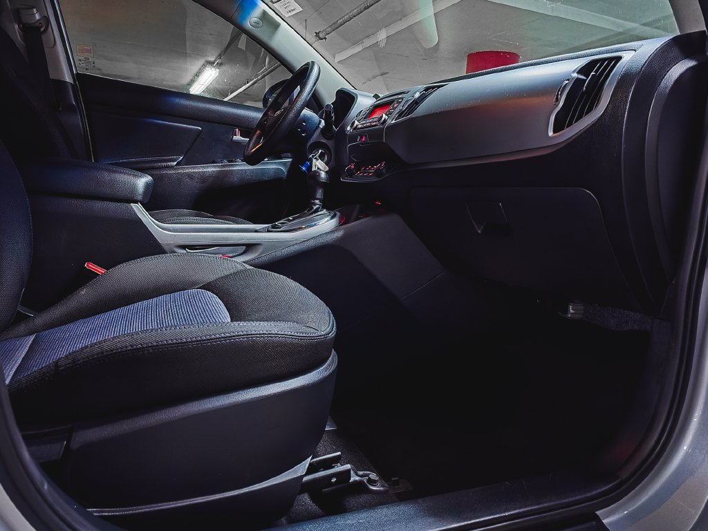 Used 2015 Kia Sportage LX FWD image 32