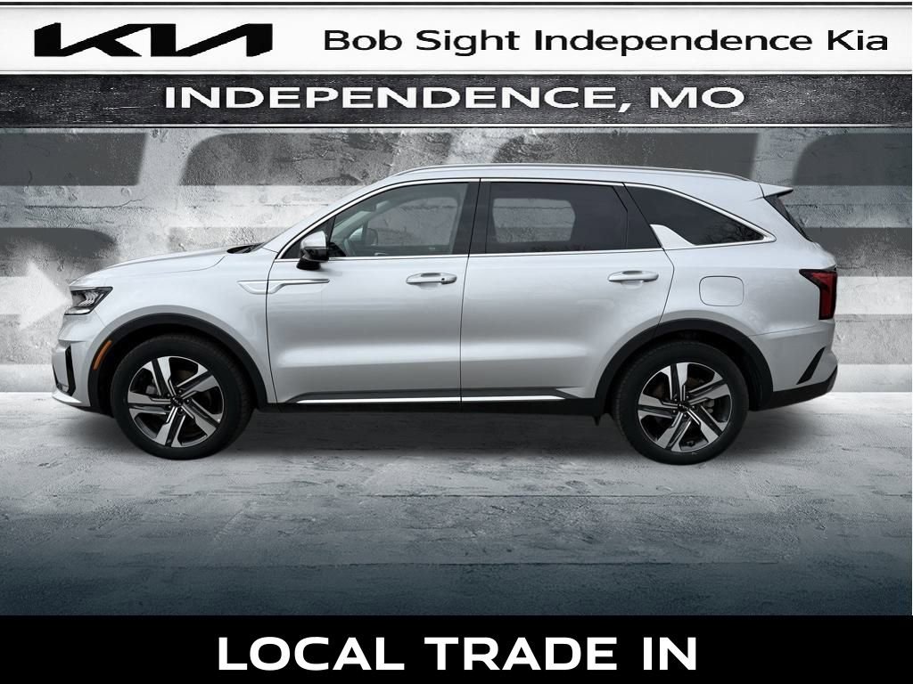 Certified 2023 Kia Sorento EX image 5