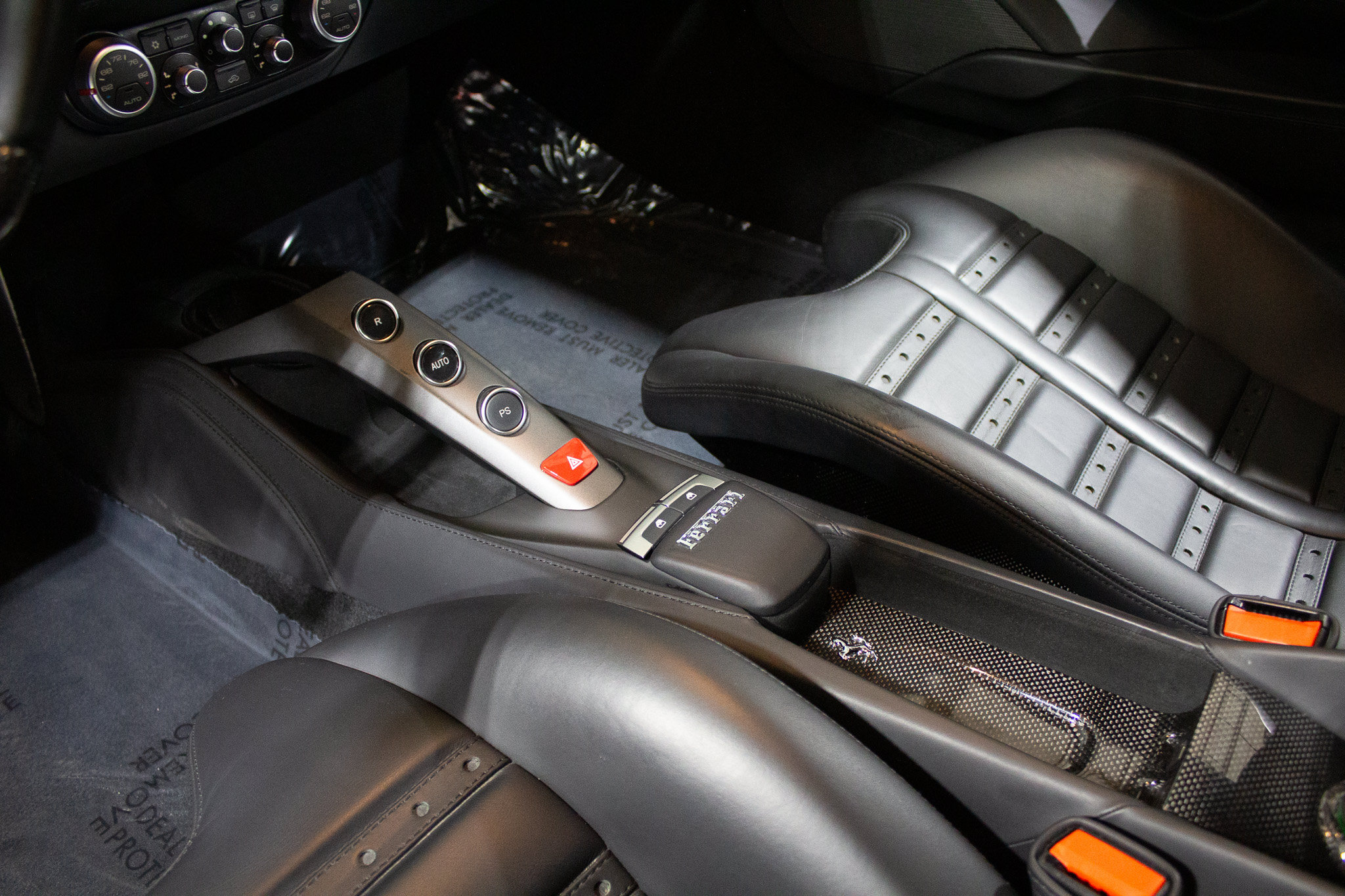 Used 2018 Ferrari 488 GTB RWD image 20