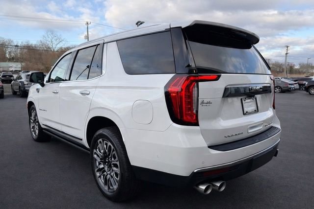 Used 2023 GMC Yukon Denali Ultimate AWD/4WD image 8