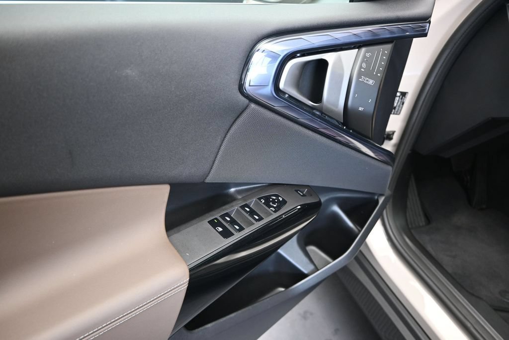 Used 2026 BMW X3 xDrive30i AWD/4WD image 11