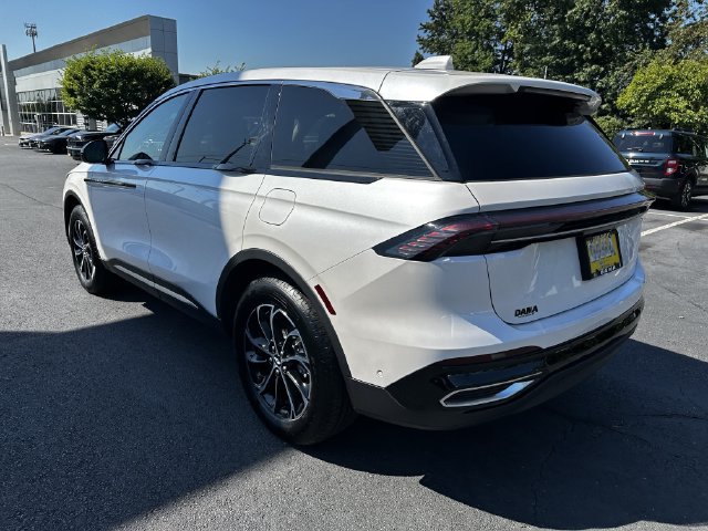 Certified 2024 Lincoln Nautilus Premier AWD/4WD image 7