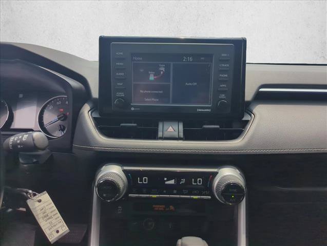 Used 2022 Toyota RAV4 LE AWD/4WD image 16