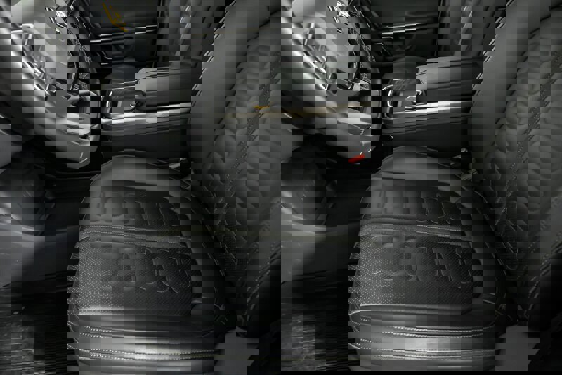 Used 2022 Rivian R1T Adventure image 18