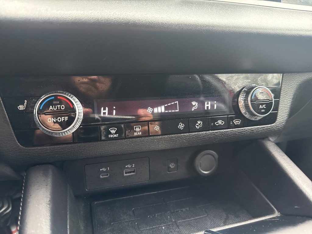 Used 2022 Mitsubishi Outlander SE image 28