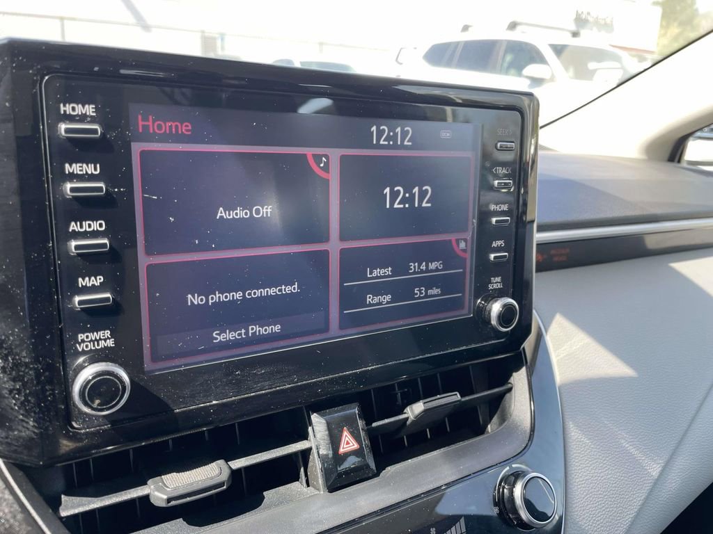 Used 2020 Toyota Corolla LE image 36