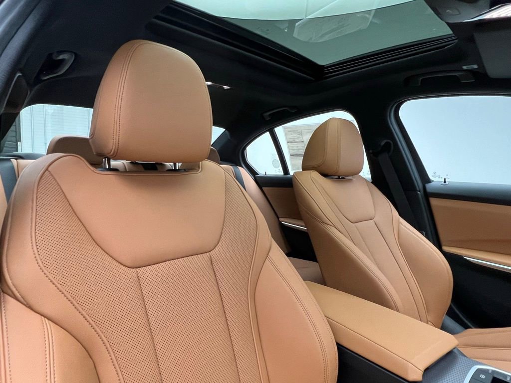 Used 2026 BMW 330i xDrive 330i xDrive w/ Premium Package image 7