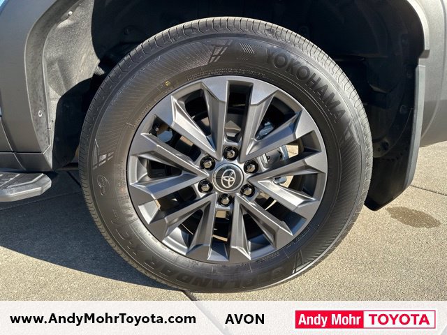 Used 2025 Toyota Land Cruiser AWD/4WD image 40