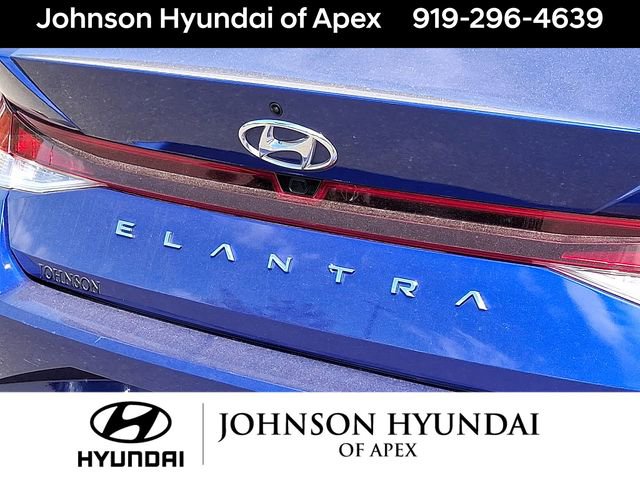 Certified 2022 Hyundai Elantra SEL FWD image 25