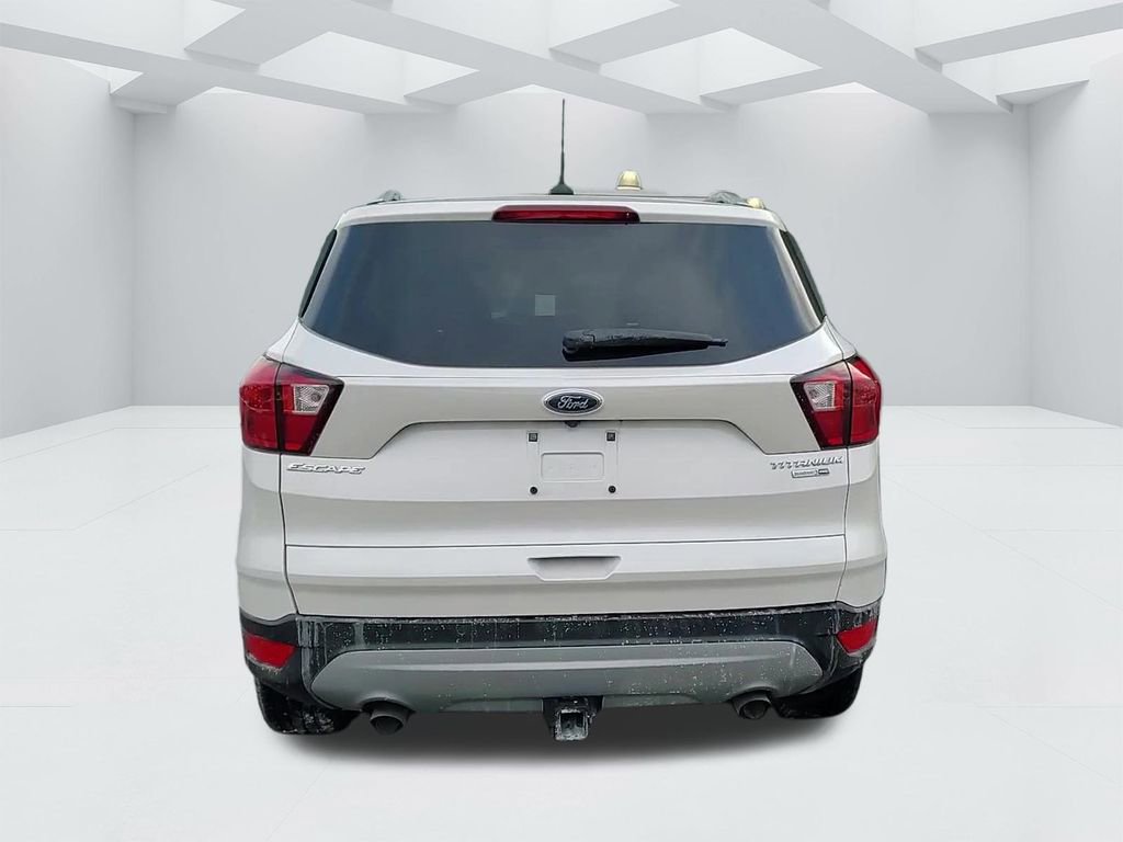 Used 2019 Ford Escape Titanium image 6