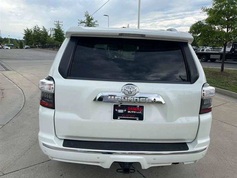 Used 2018 Toyota 4Runner Limited AWD/4WD image 24
