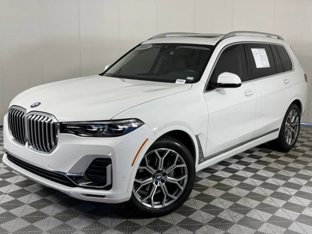 Used 2022 BMW X7 xDrive40i w/ Cold Weather Package AWD/4WD image 1