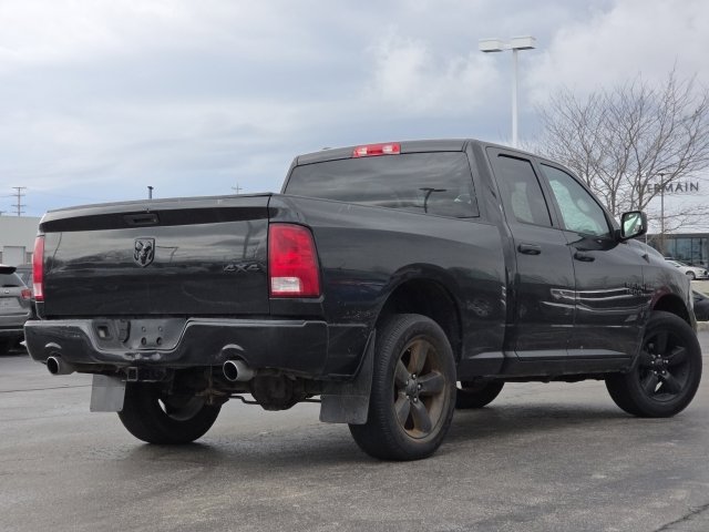 Used 2015 RAM 1500 Express w/ Black Ram 1500 Express Group image 9