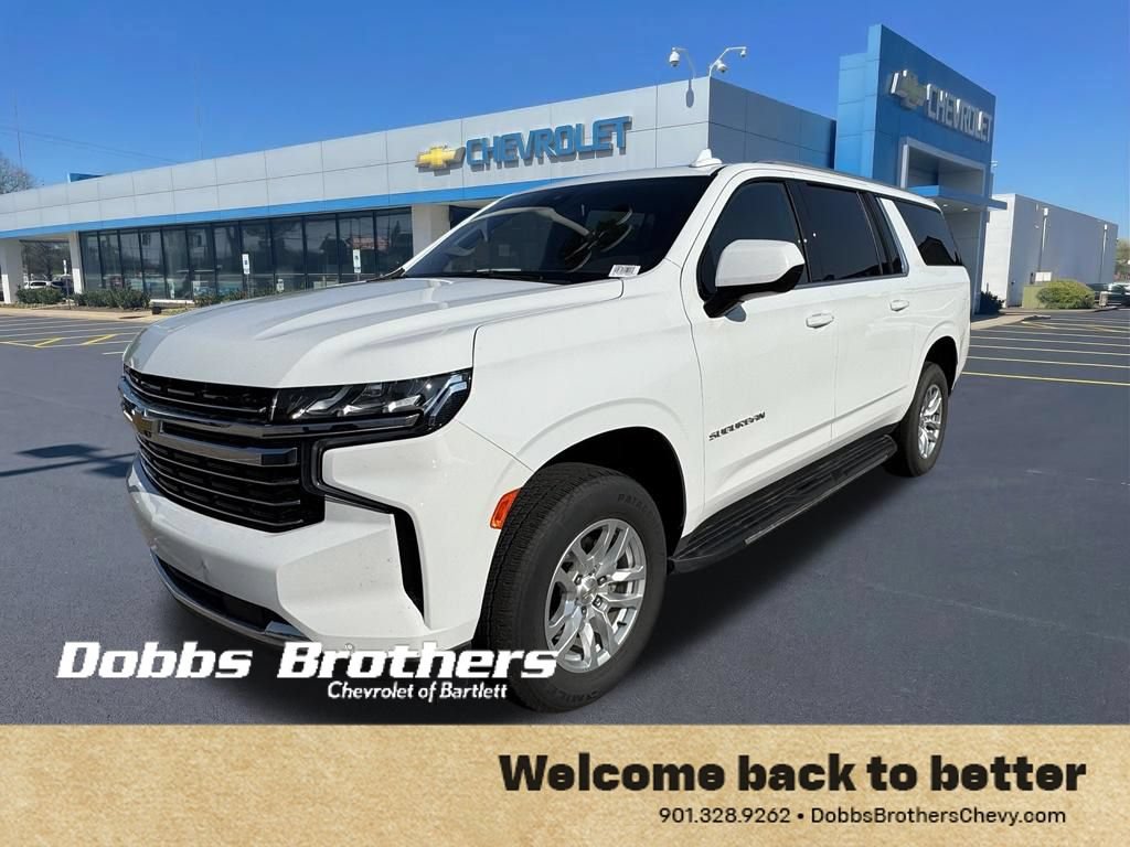 Used 2024 Chevrolet Suburban LT RWD image 3