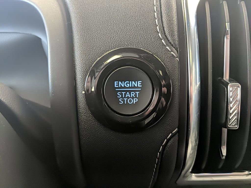 Used 2025 Ford Expedition Max Platinum w/ Driver's Package image 29