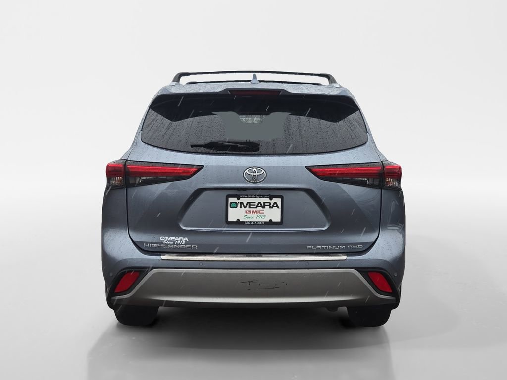 Used 2020 Toyota Highlander Platinum AWD/4WD image 4