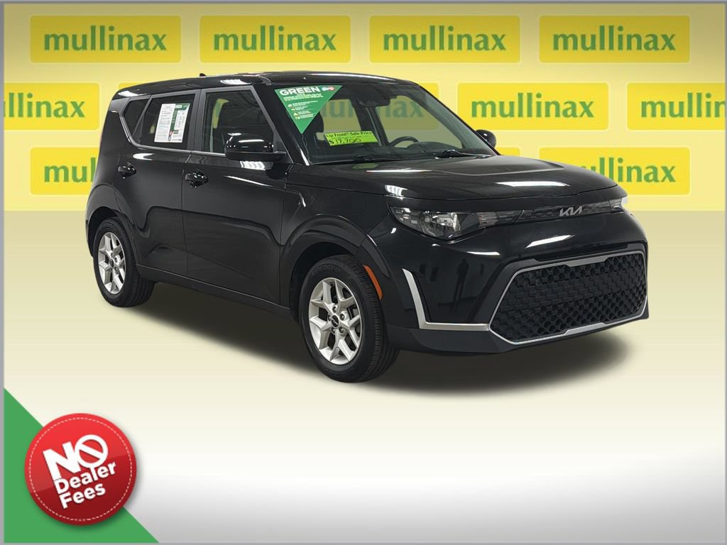 Used 2025 Kia Soul LX w/ LX Technology Package